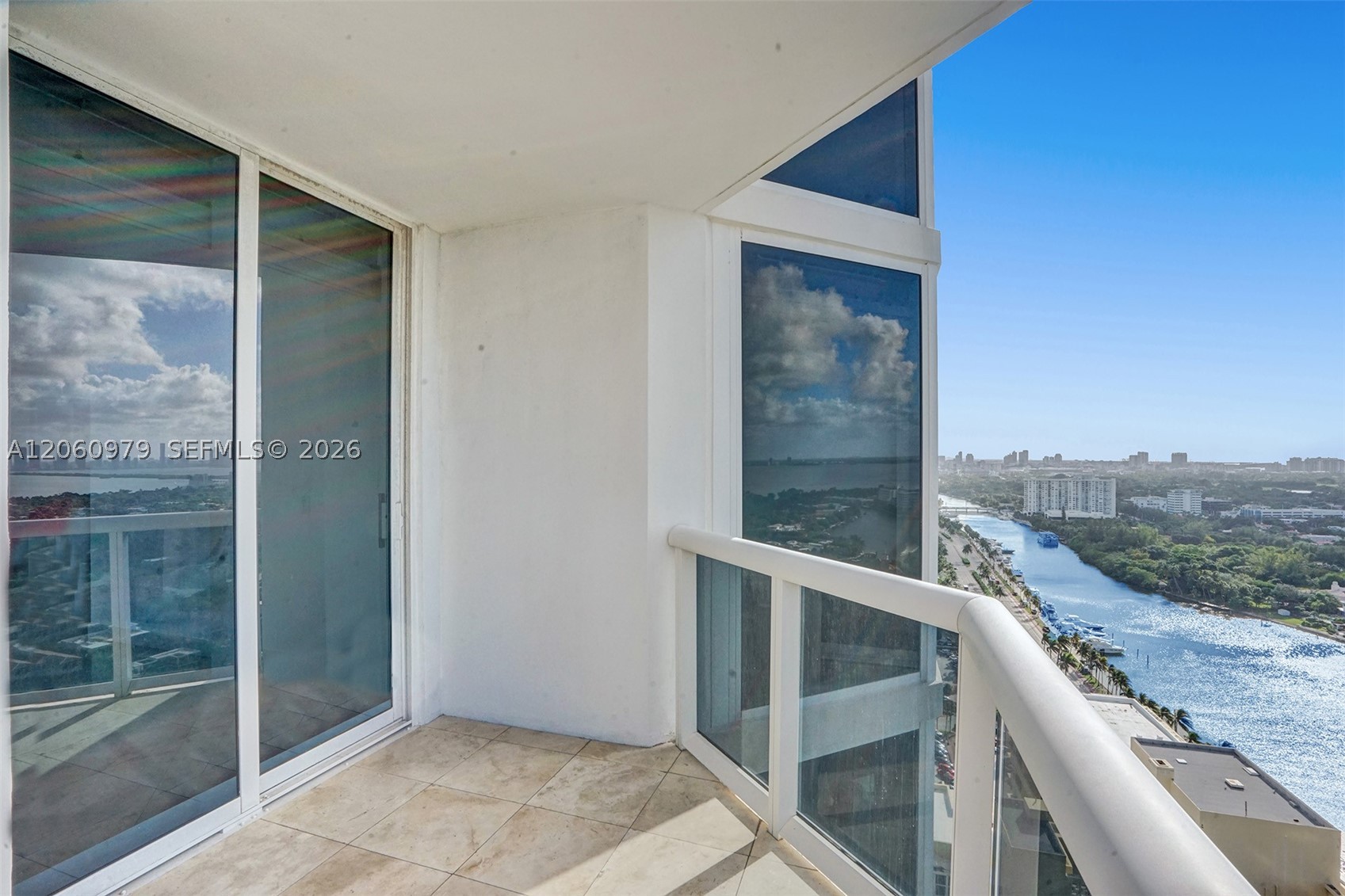 4775 Collins Ave #3007, Miami Beach FL 33140