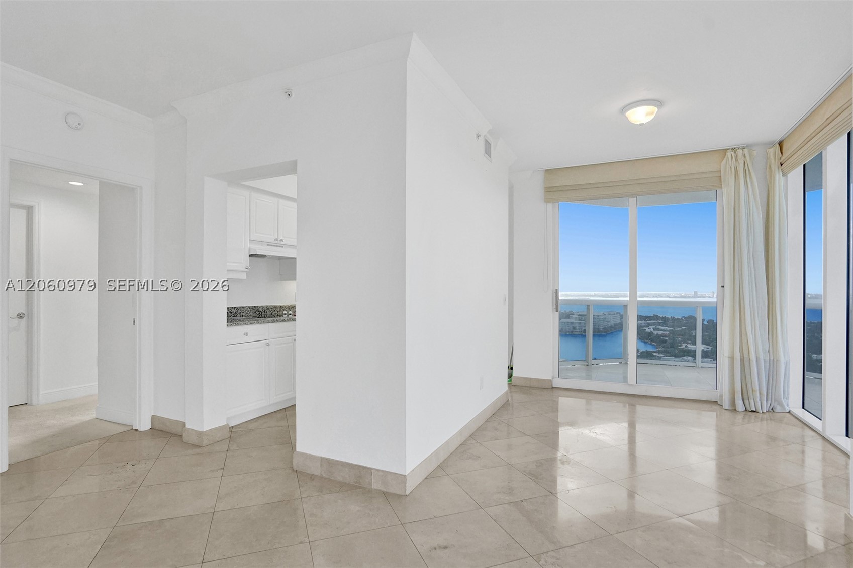 4775 Collins Ave #3007, Miami Beach FL 33140
