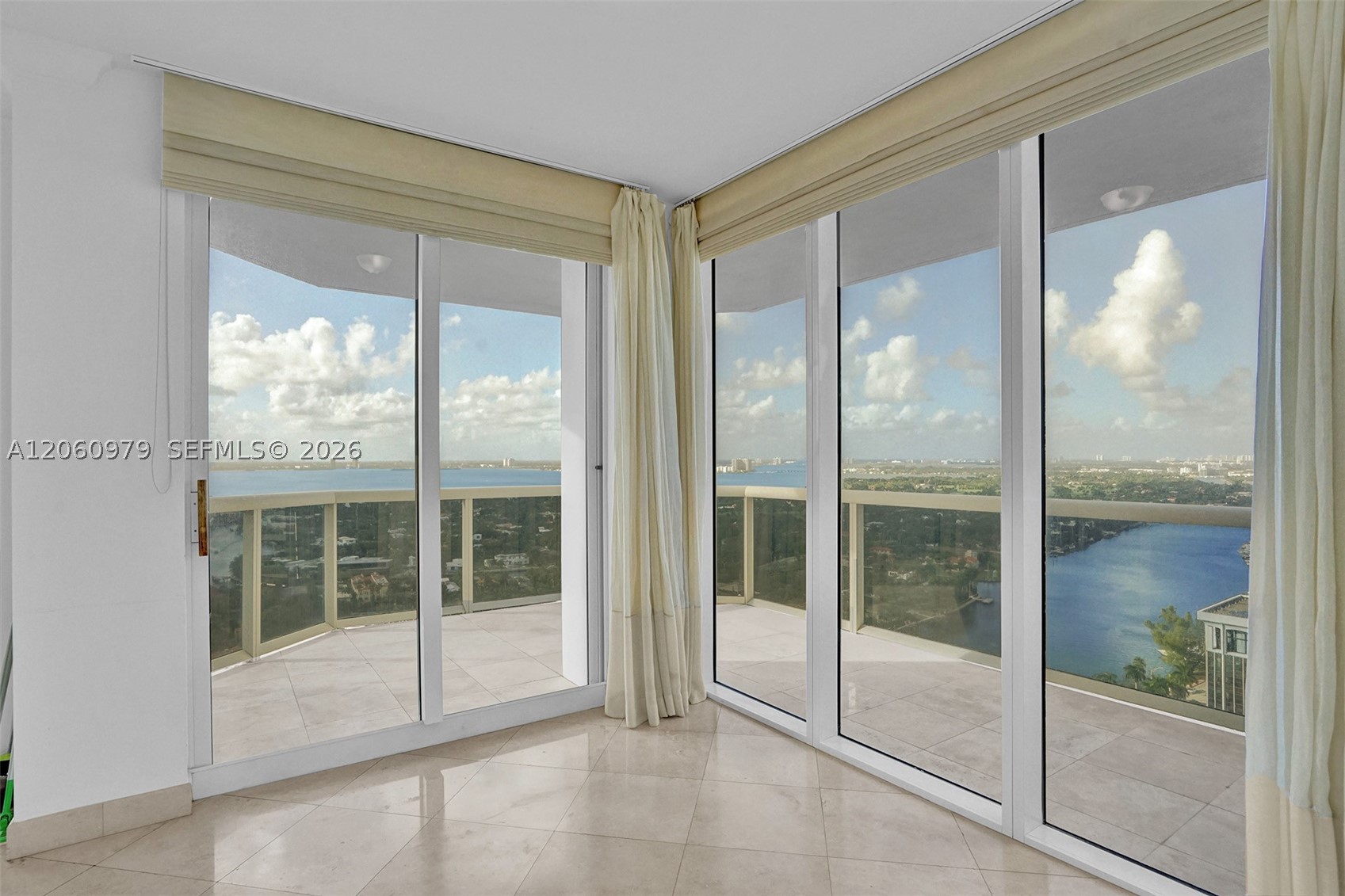 4775 Collins Ave #3007, Miami Beach FL 33140