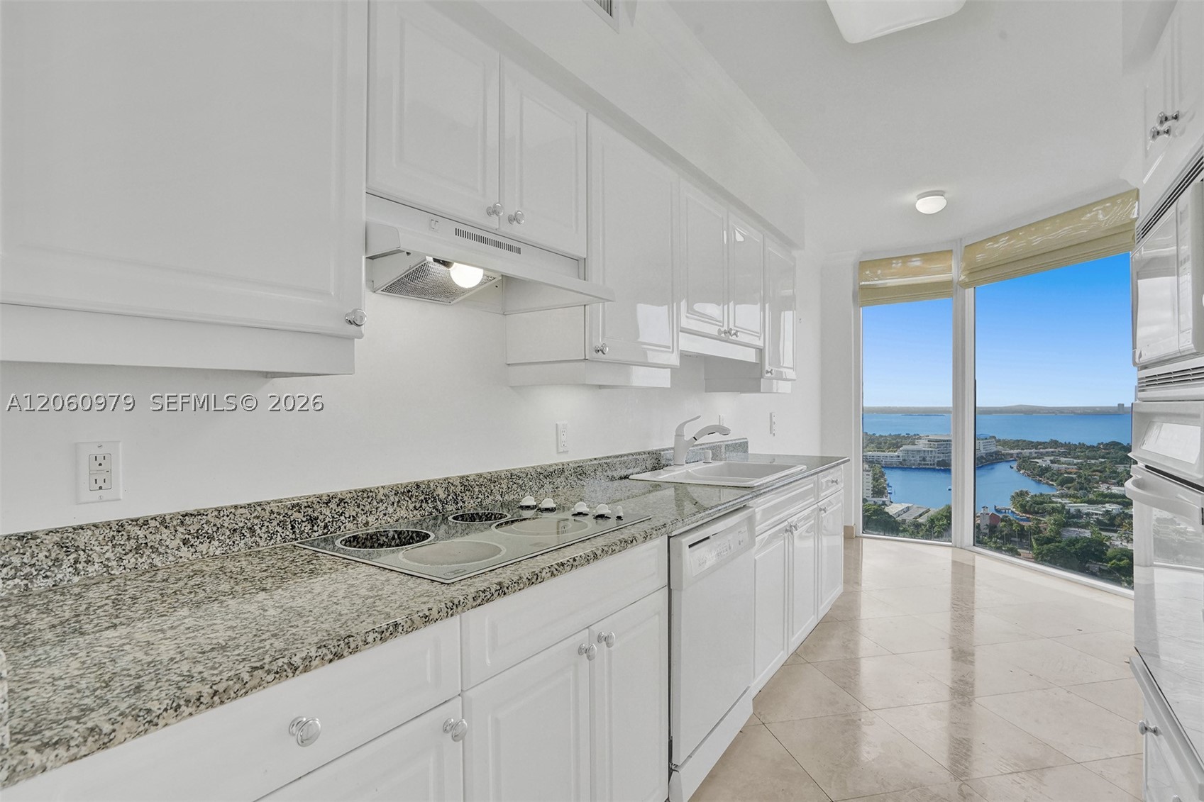 4775 Collins Ave #3007, Miami Beach FL 33140