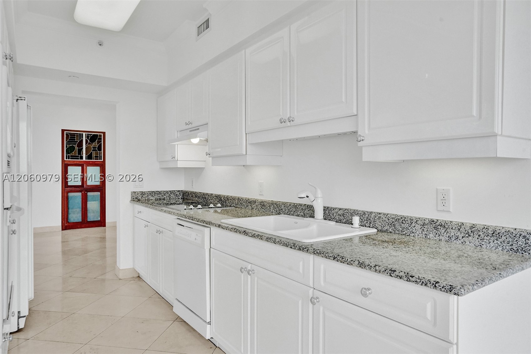4775 Collins Ave #3007, Miami Beach FL 33140