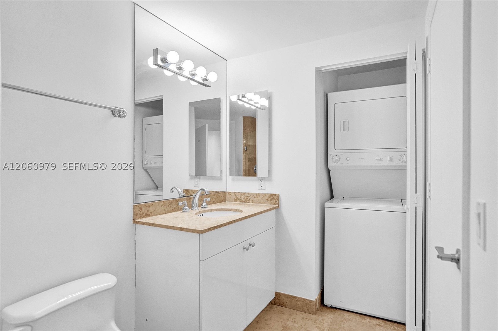 4775 Collins Ave #3007, Miami Beach FL 33140
