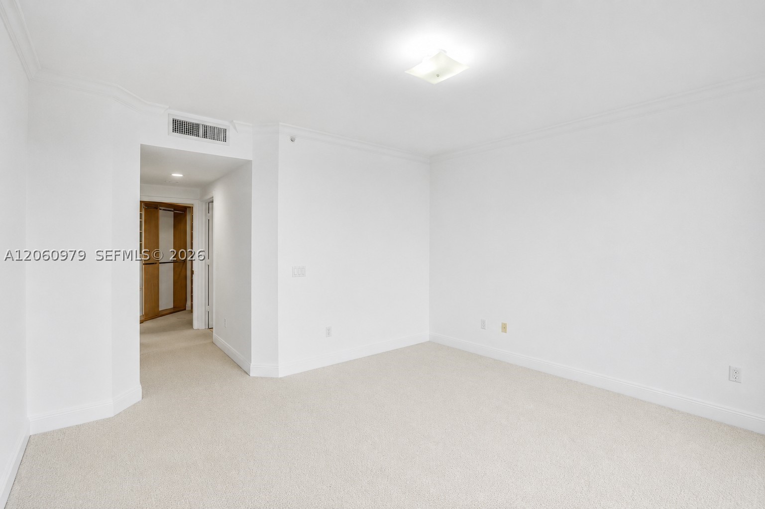 4775 Collins Ave #3007, Miami Beach FL 33140