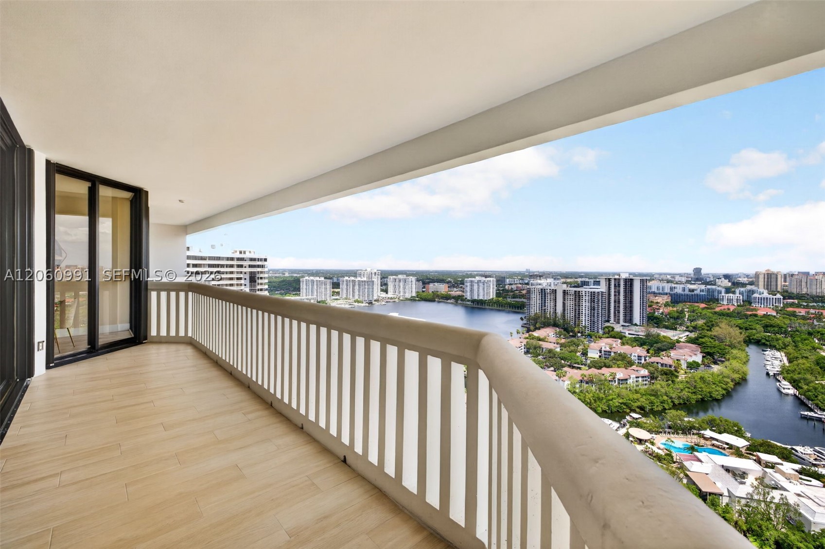 2000 Island Blvd #3010, Aventura FL 33160