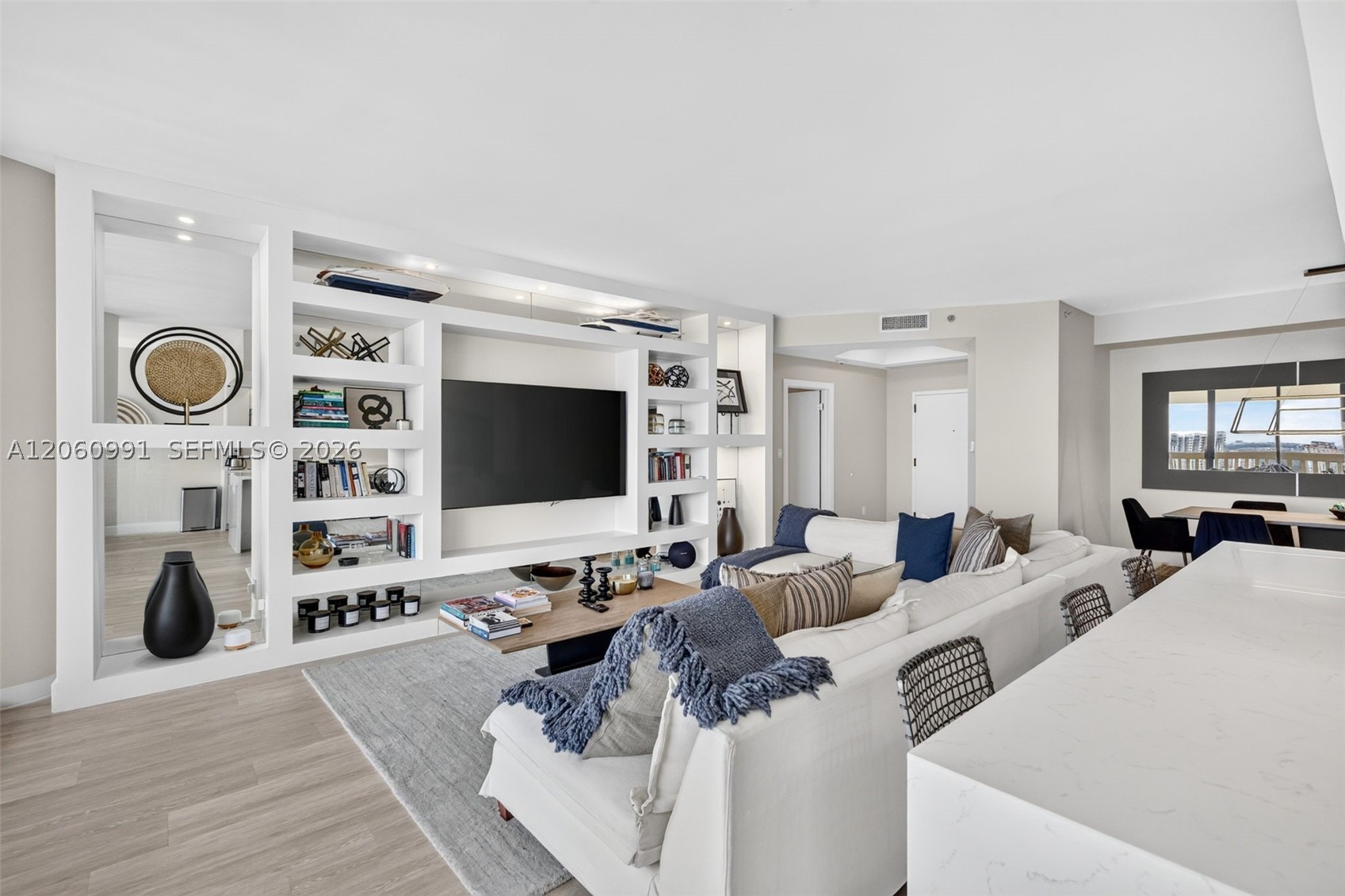 2000 Island Blvd #3010, Aventura FL 33160