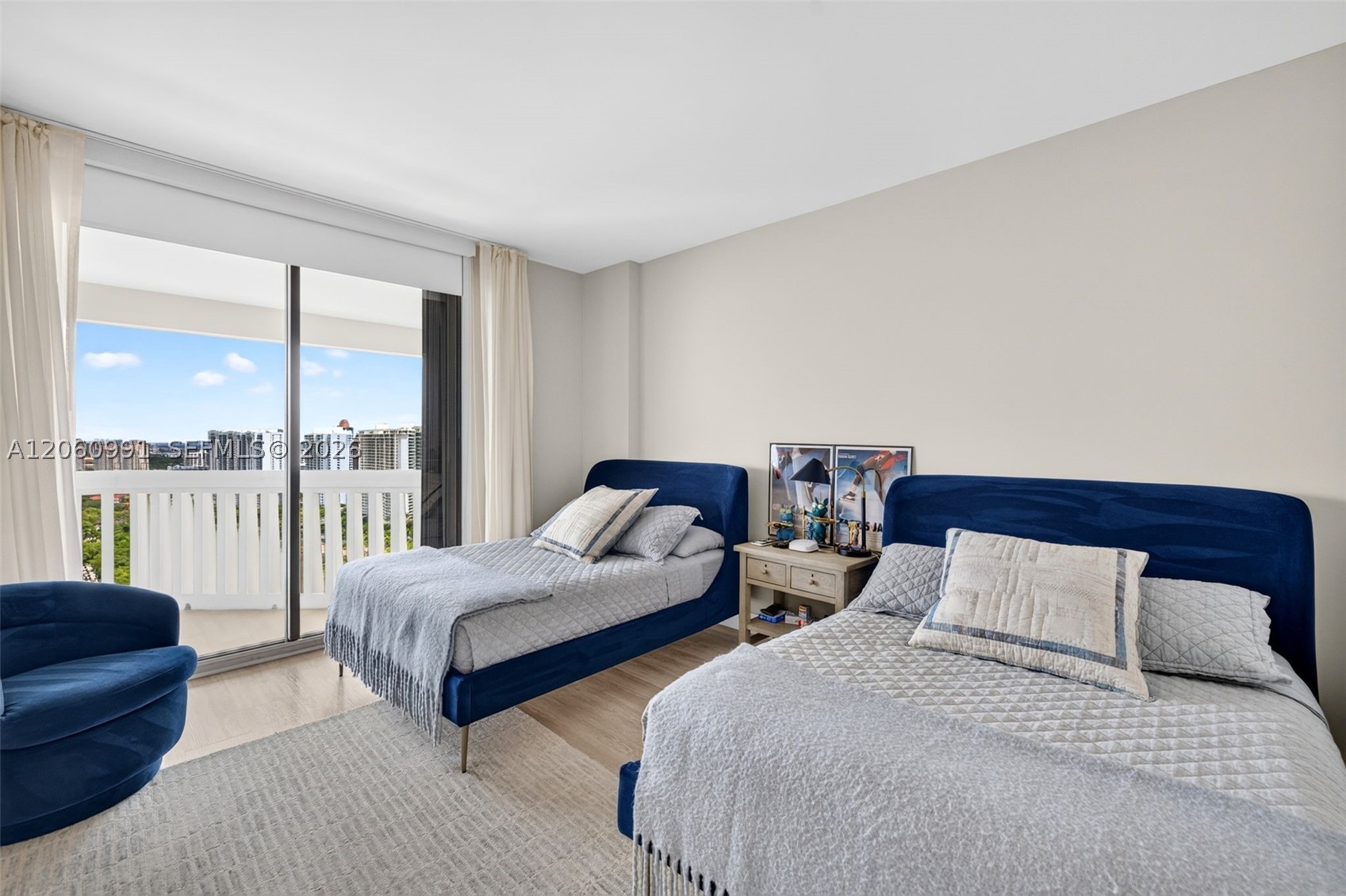 2000 Island Blvd #3010, Aventura FL 33160