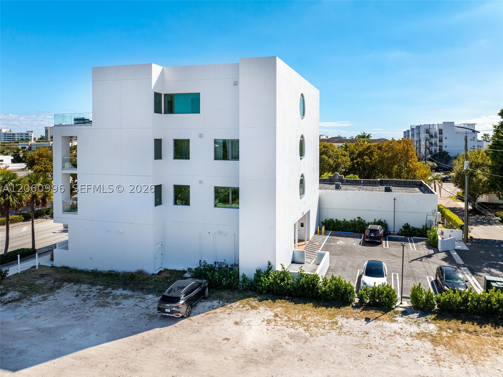 246 NE 6th Ave, Delray Beach FL 33483