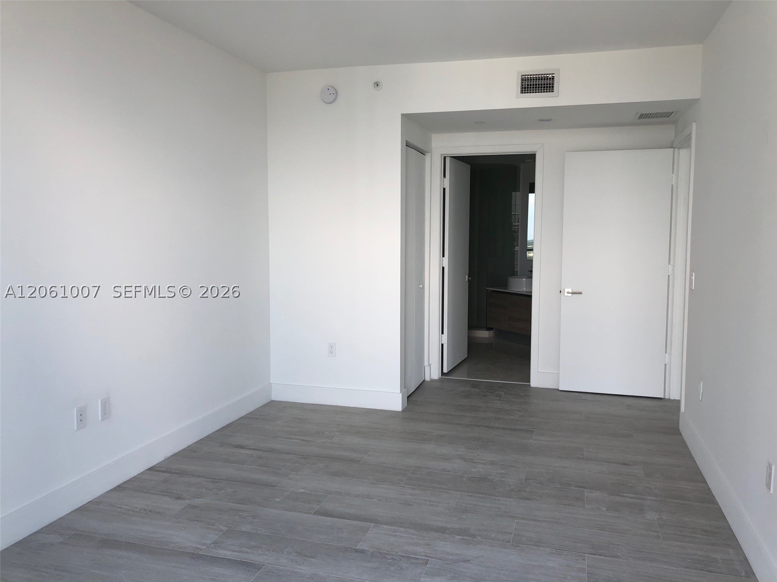121 NE 34 ST #1702, Miami FL 33137