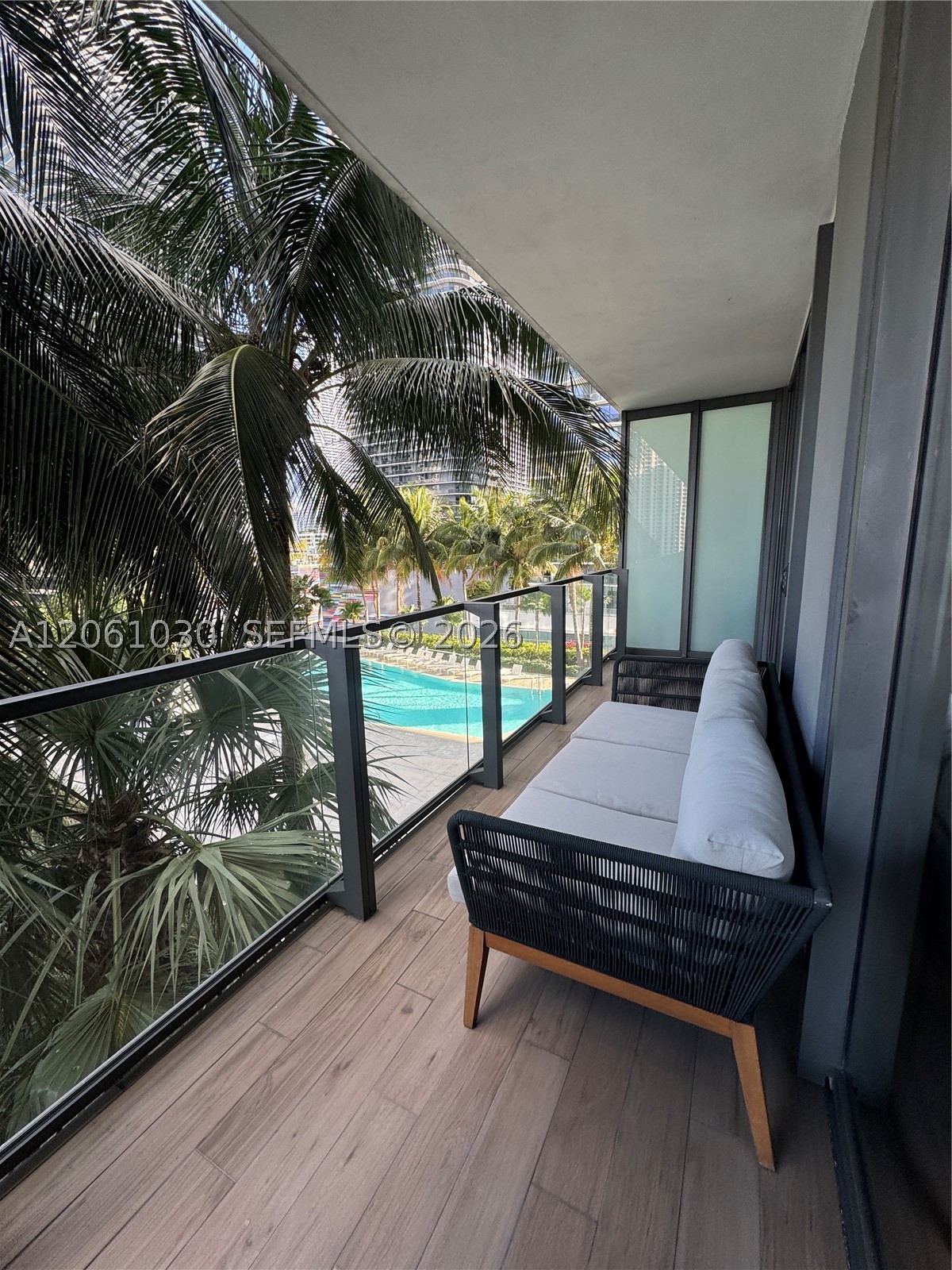 88 SW 7th St #805, Miami FL 33130