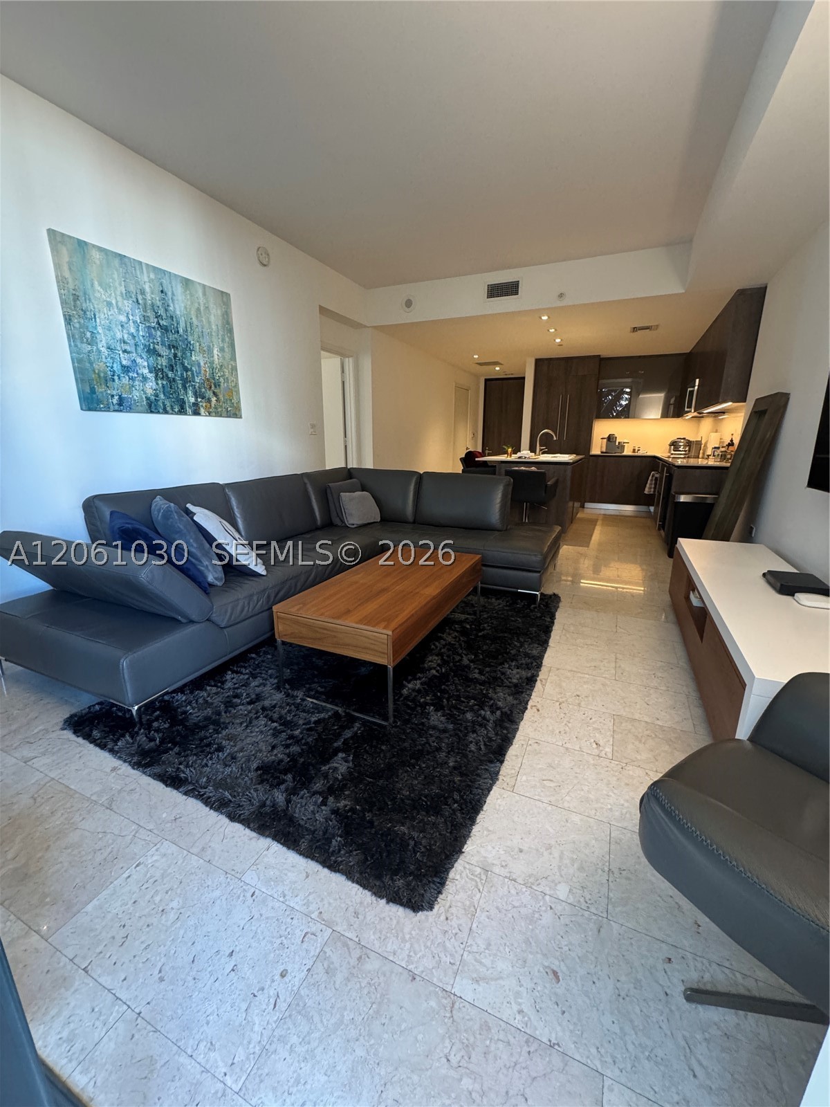 88 SW 7th St #805, Miami FL 33130