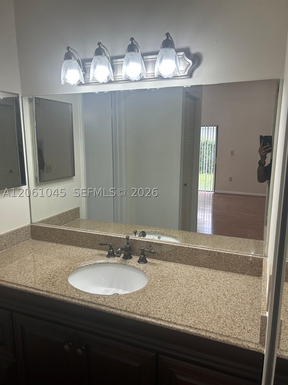 5901 Chester Ln, Davie FL 33331