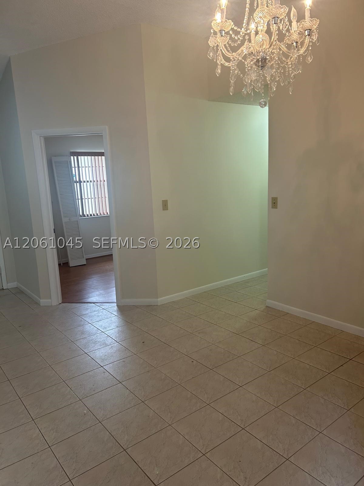 5901 Chester Ln, Davie FL 33331