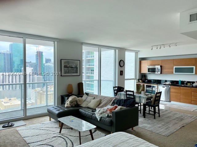 244 Biscayne Blvd #3307, Miami FL 33132