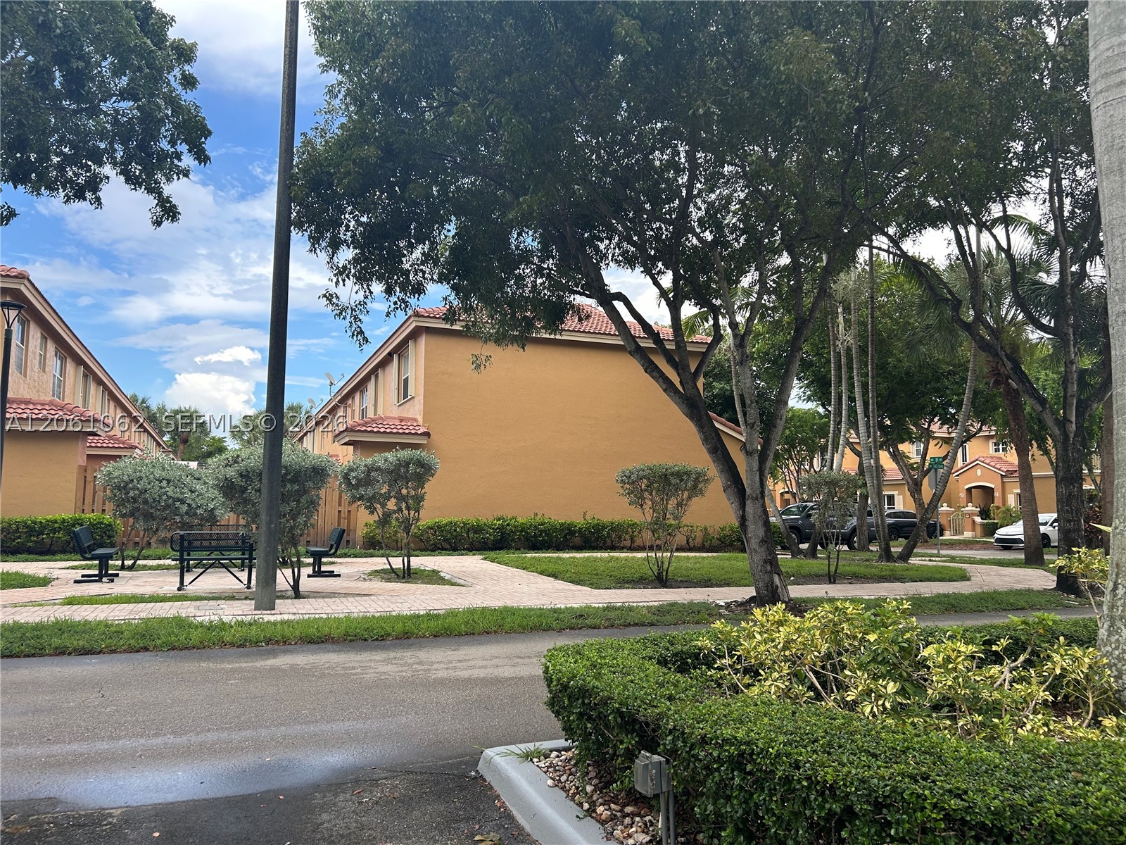 8508 NW 141st Ter #501, Miami Lakes FL 33016