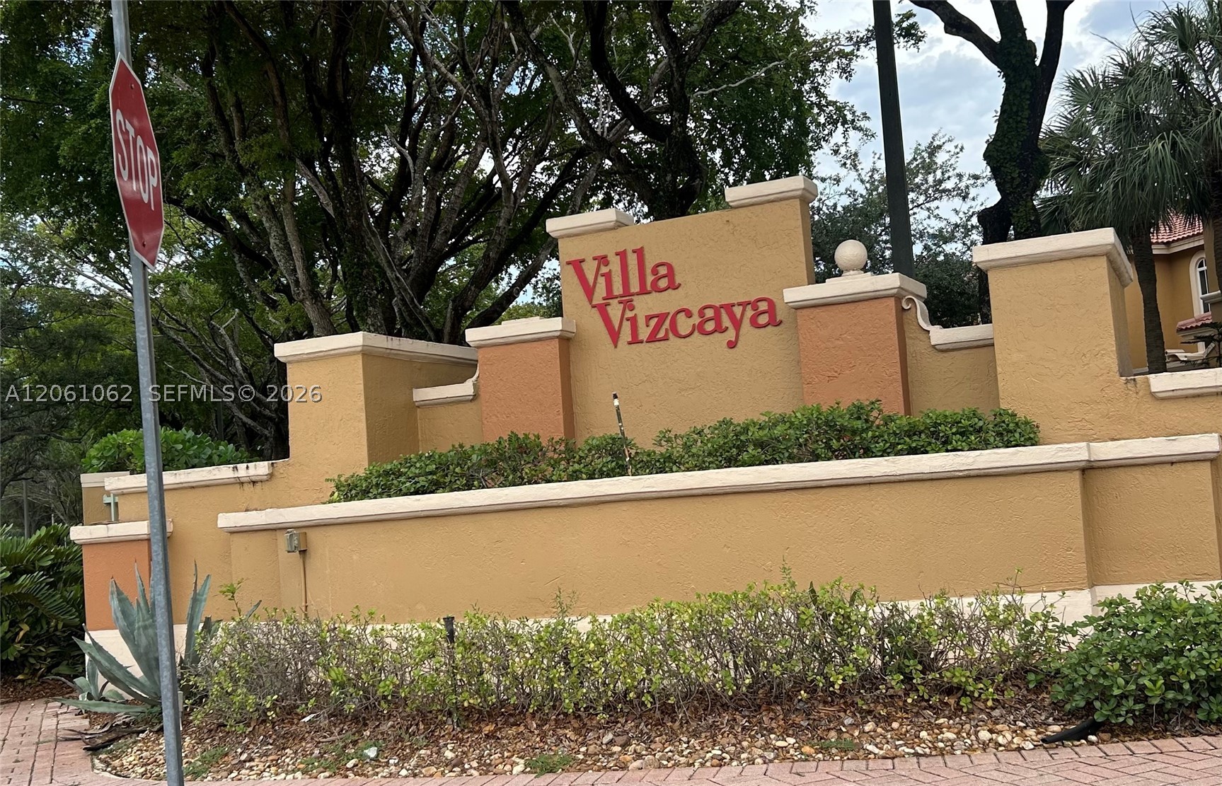 8508 NW 141st Ter #501, Miami Lakes FL 33016