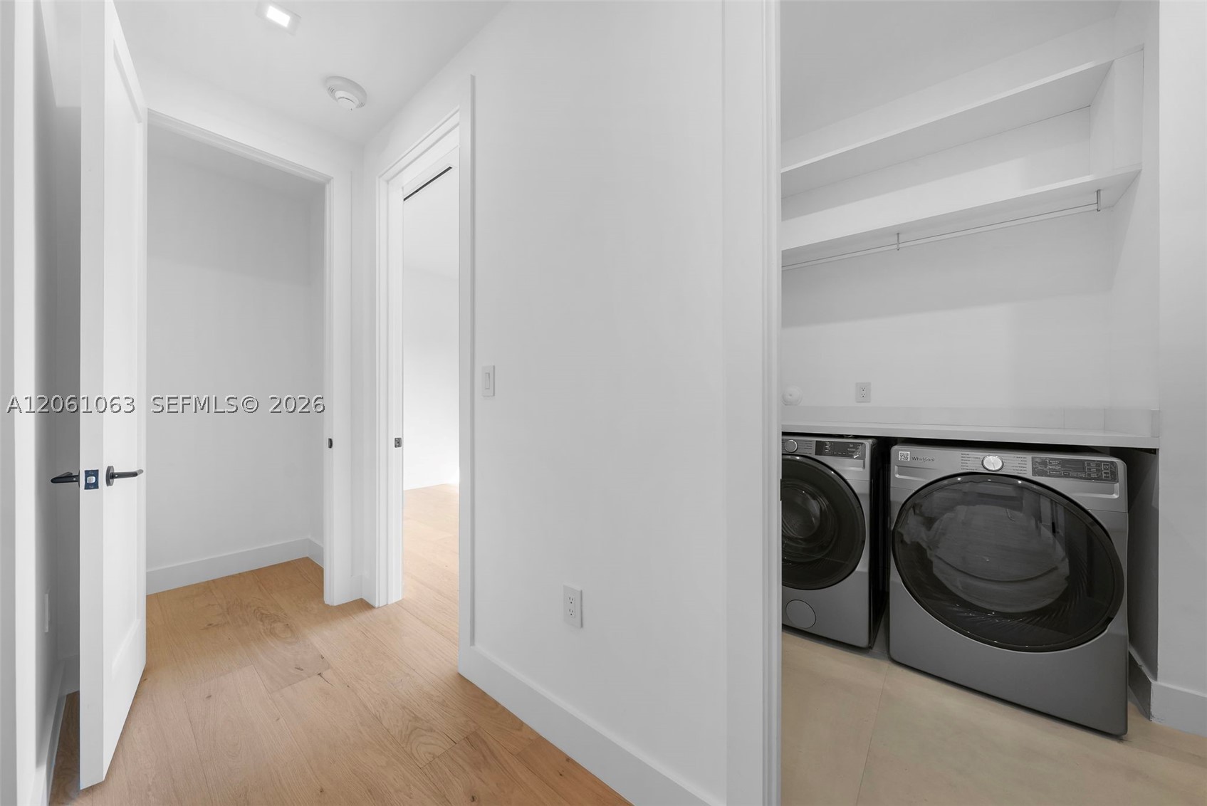 1220 S Alhambra Cir, Coral Gables FL 33146
