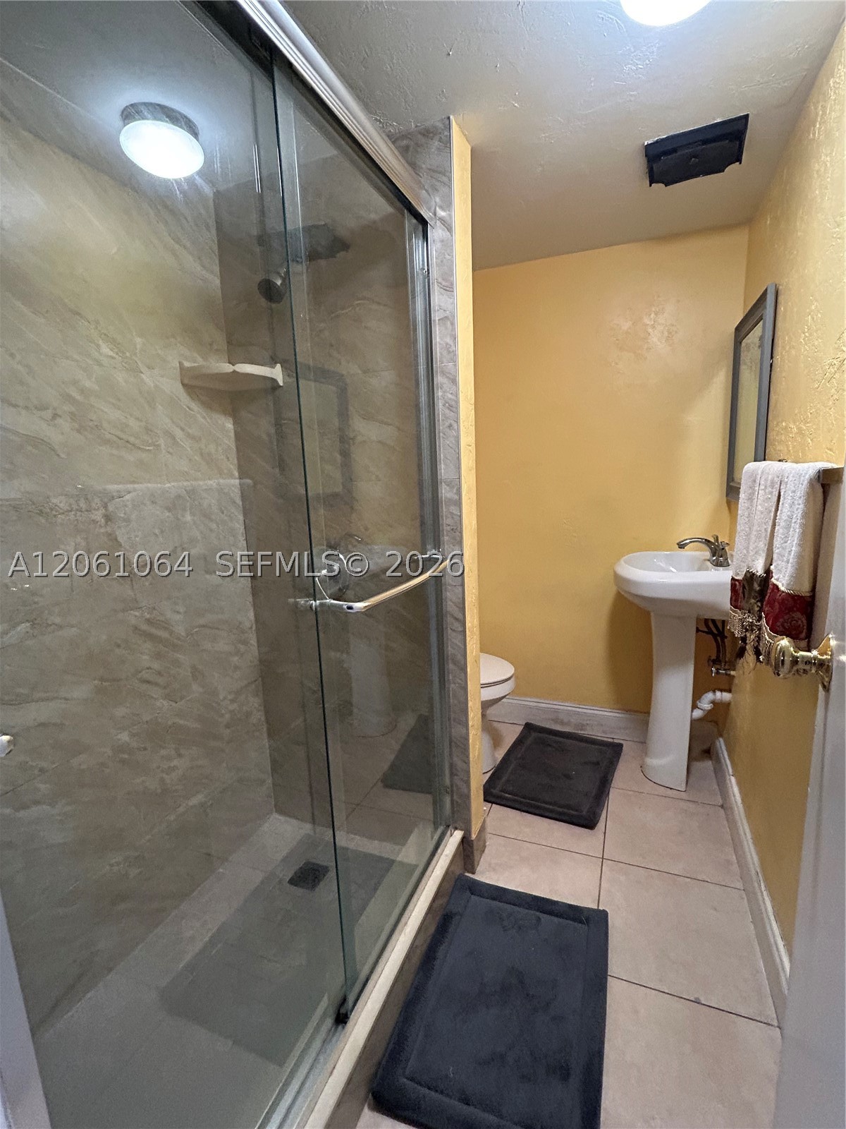 1653 NW 58th Ave #14, Lauderhill FL 33313