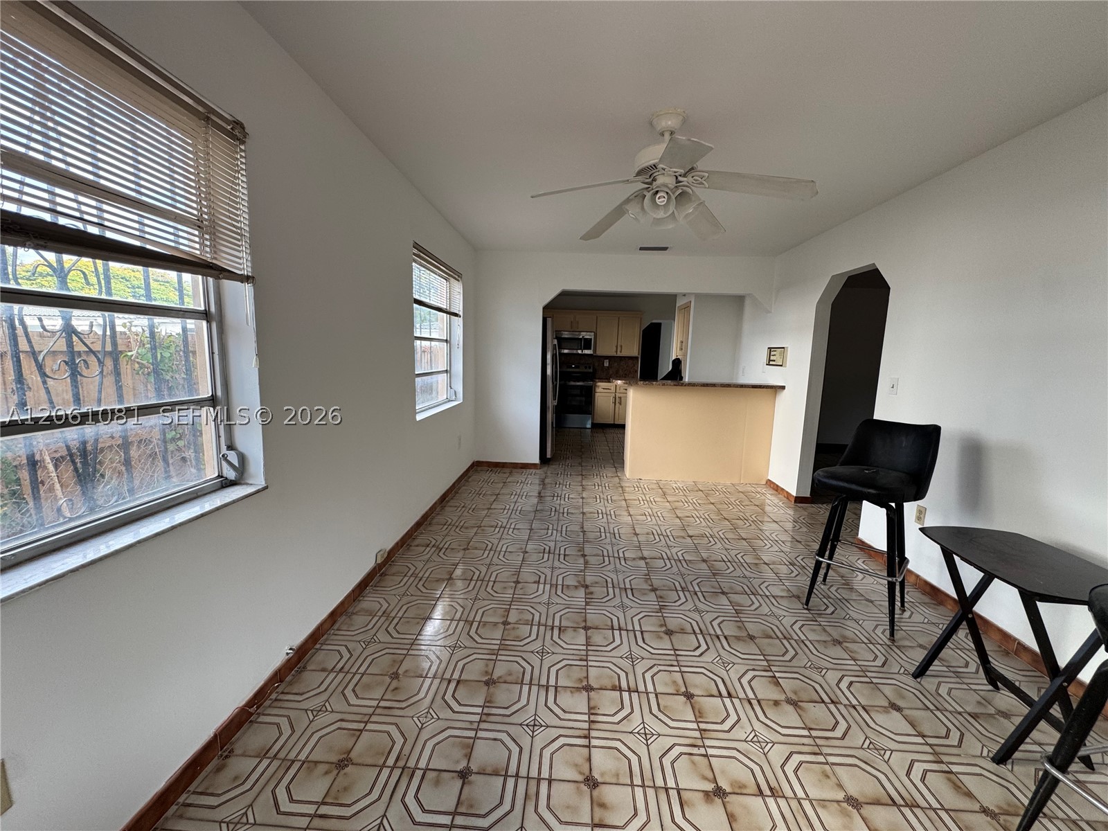 2524 SW 6th St, Miami FL 33135