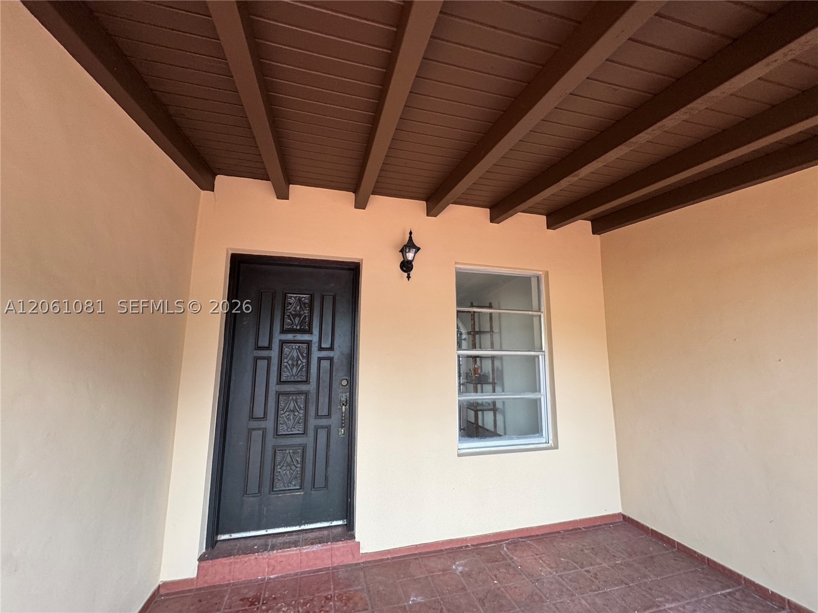 2524 SW 6th St, Miami FL 33135