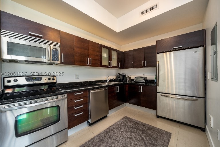 3250 Grand Ave #302, Miami FL 33133