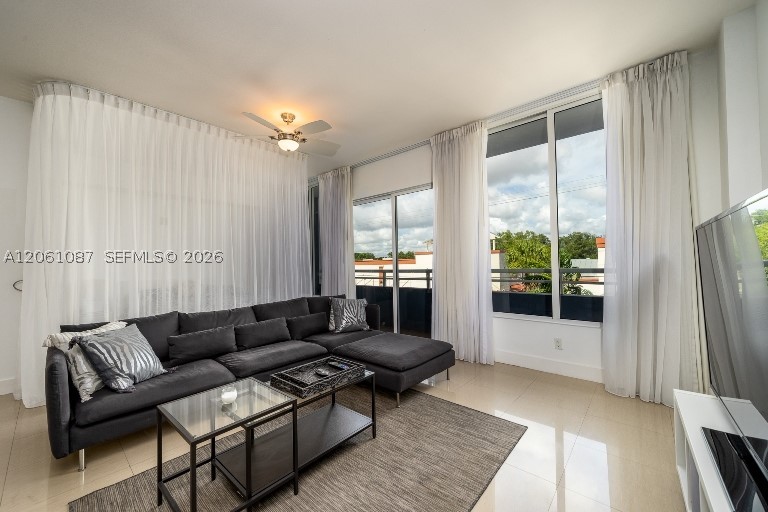 3250 Grand Ave #302, Miami FL 33133