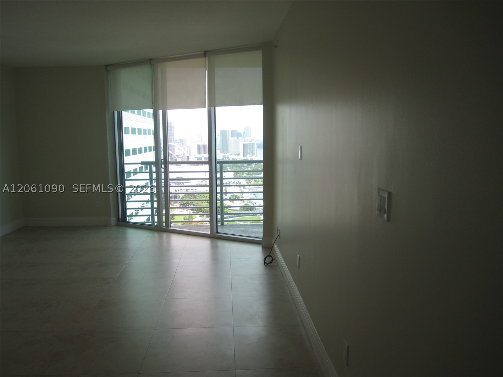 325 S Biscayne Blvd #4316, Miami FL 33131