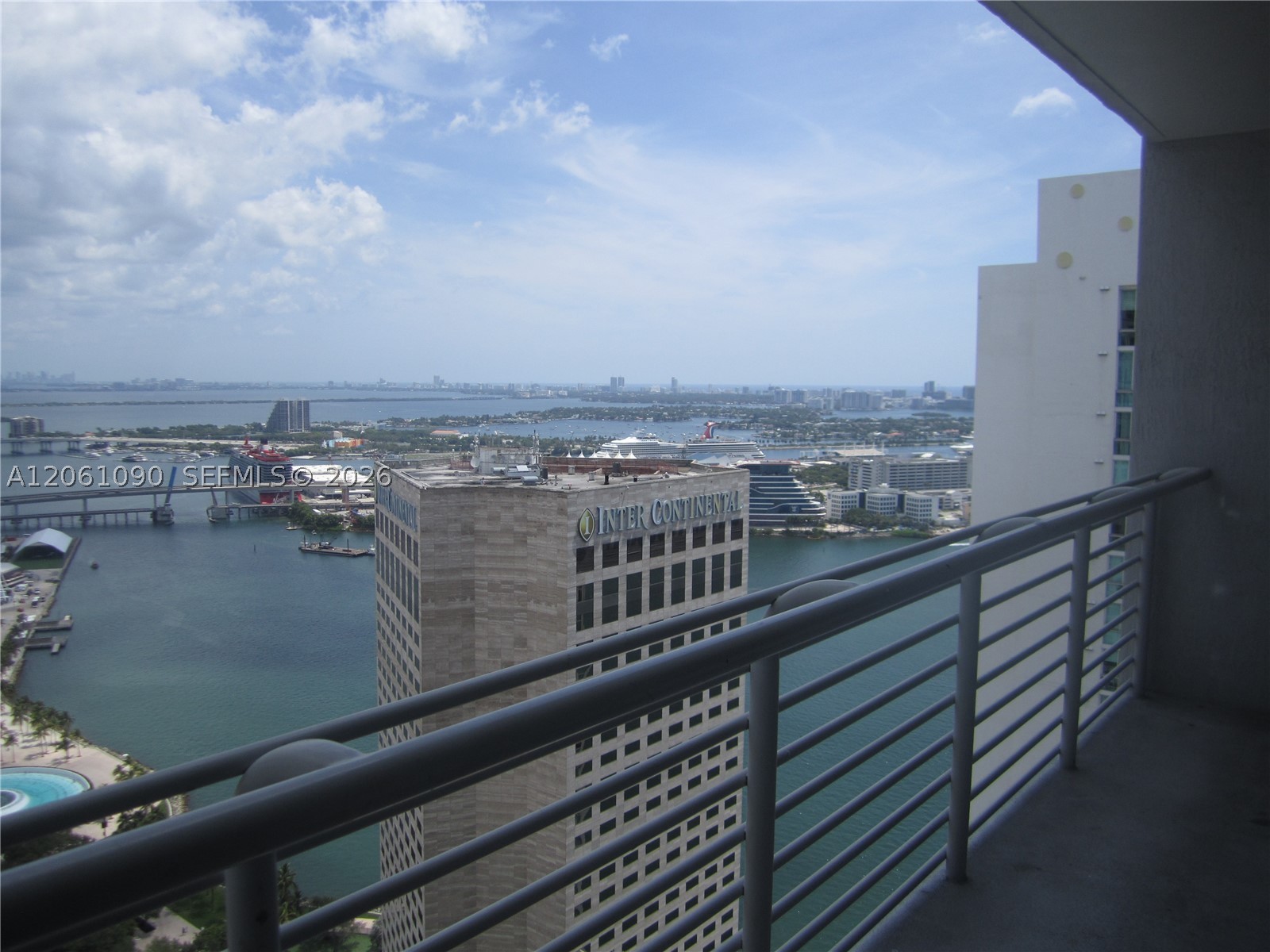 325 S Biscayne Blvd #4316, Miami FL 33131