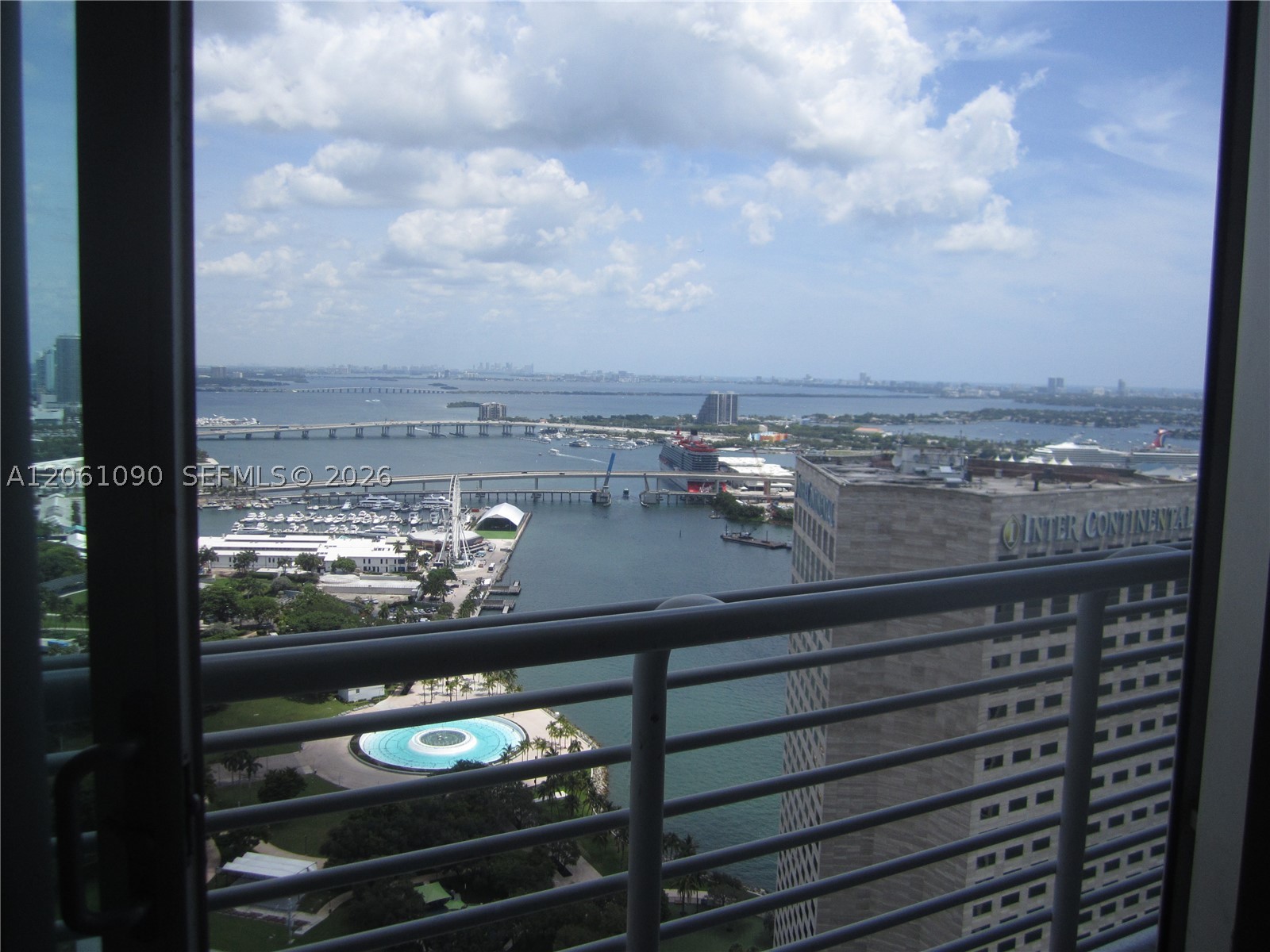 325 S Biscayne Blvd #4316, Miami FL 33131