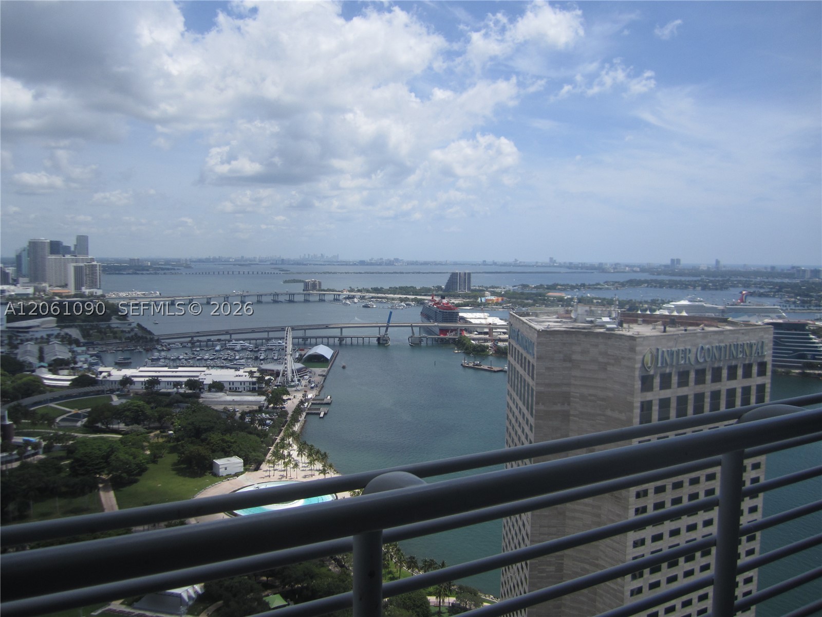 325 S Biscayne Blvd #4316, Miami FL 33131