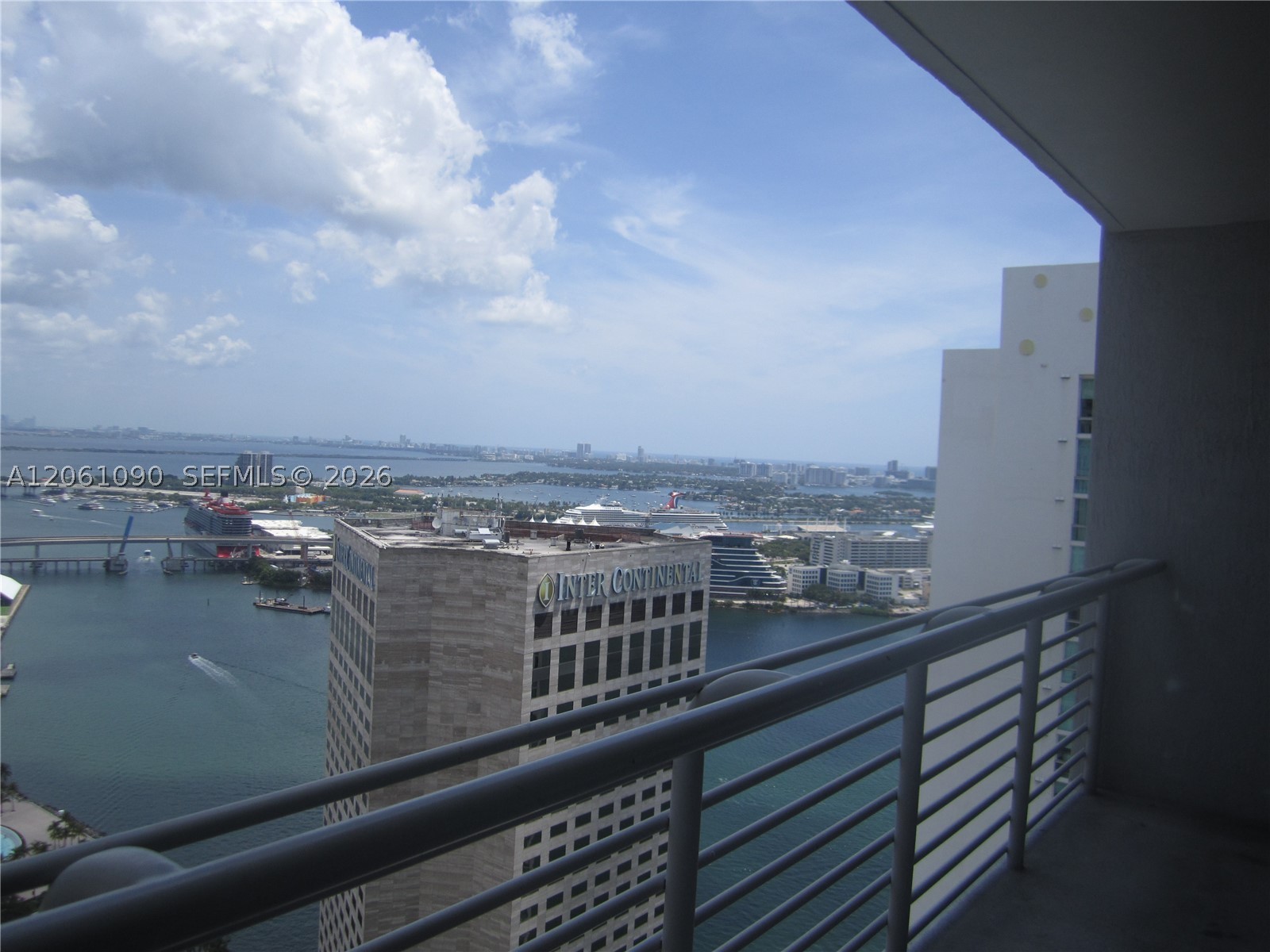 325 S Biscayne Blvd #4316, Miami FL 33131