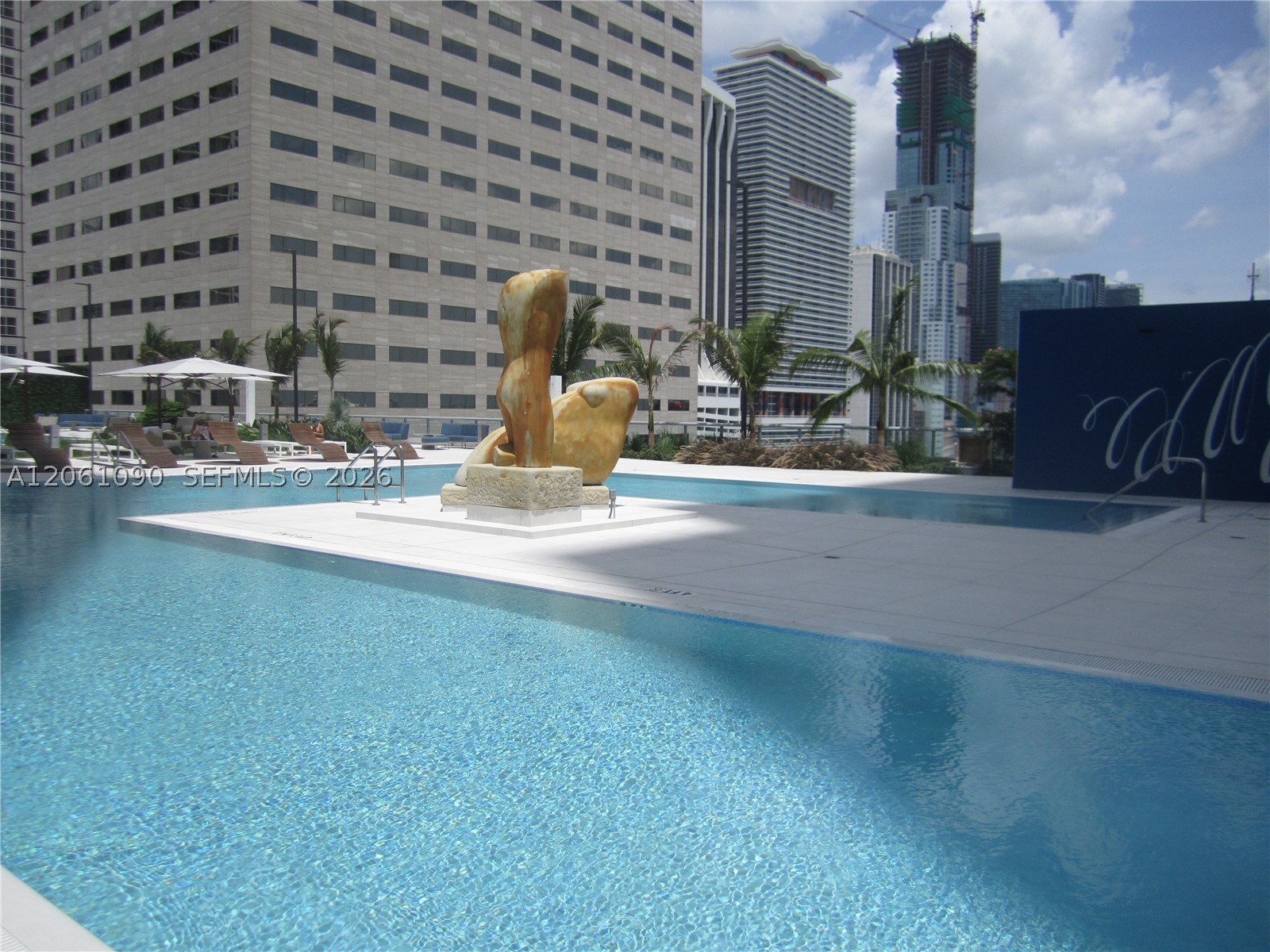 325 S Biscayne Blvd #4316, Miami FL 33131