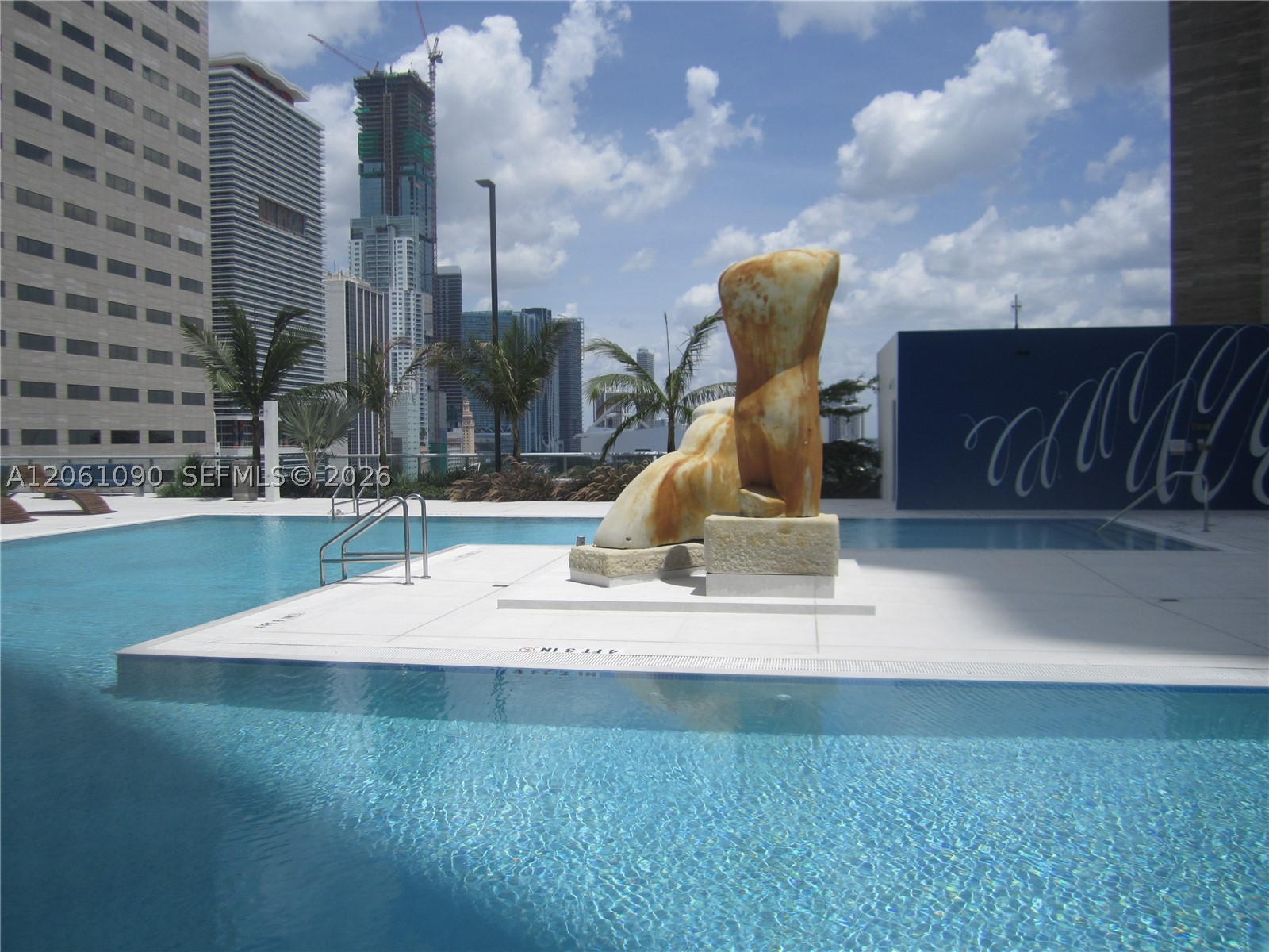 325 S Biscayne Blvd #4316, Miami FL 33131