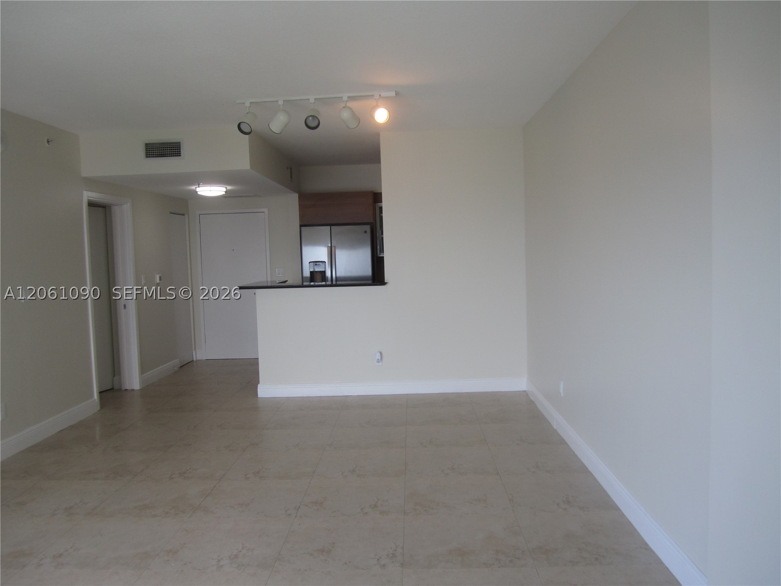 325 S Biscayne Blvd #4316, Miami FL 33131