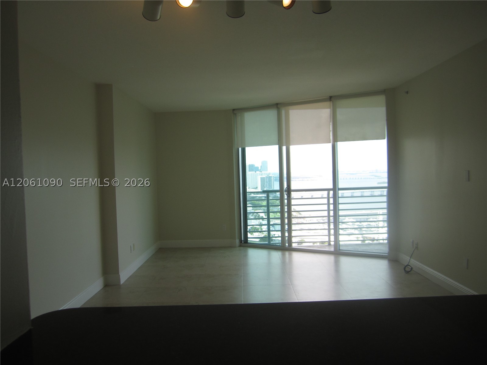 325 S Biscayne Blvd #4316, Miami FL 33131