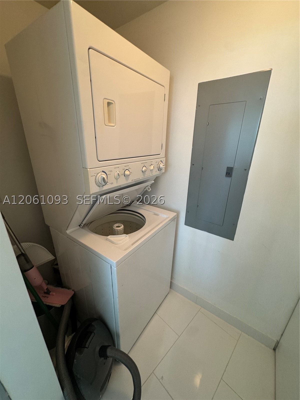 18201 Collins Ave #608, Sunny Isles Beach FL 33160