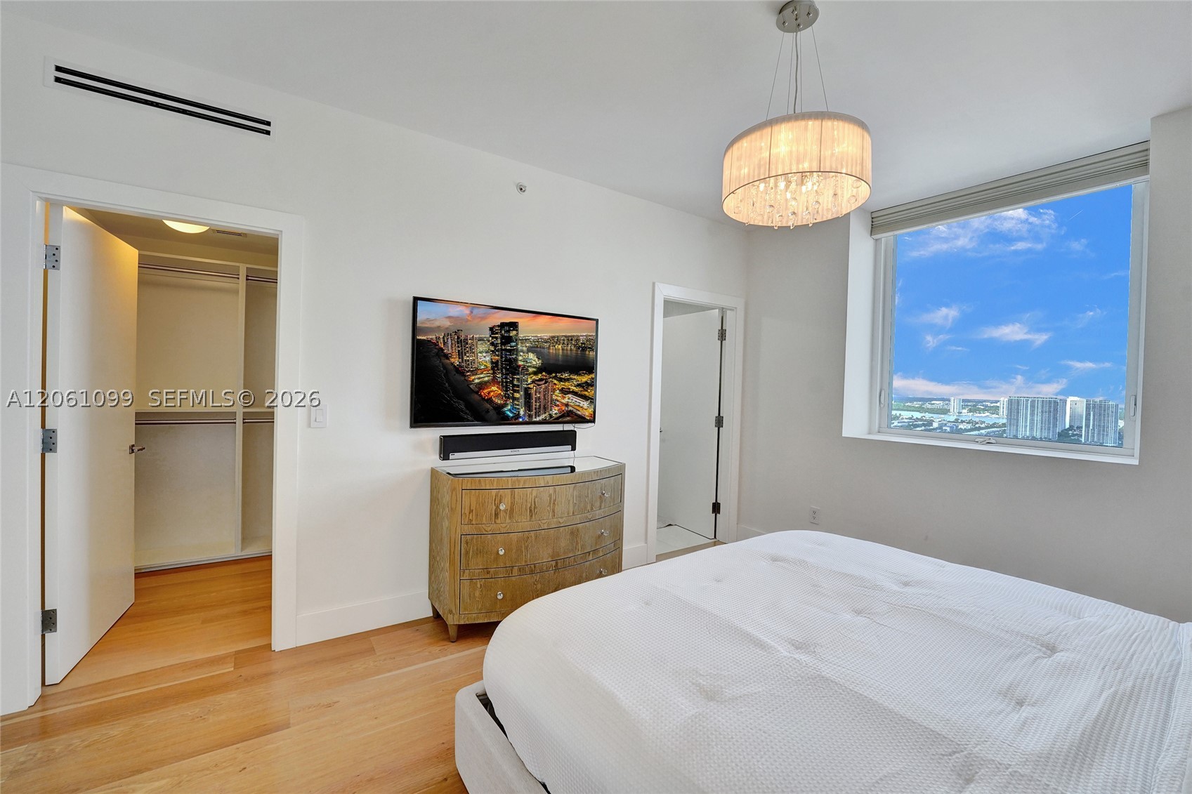 17875 Collins Ave #3201, Sunny Isles Beach FL 33160