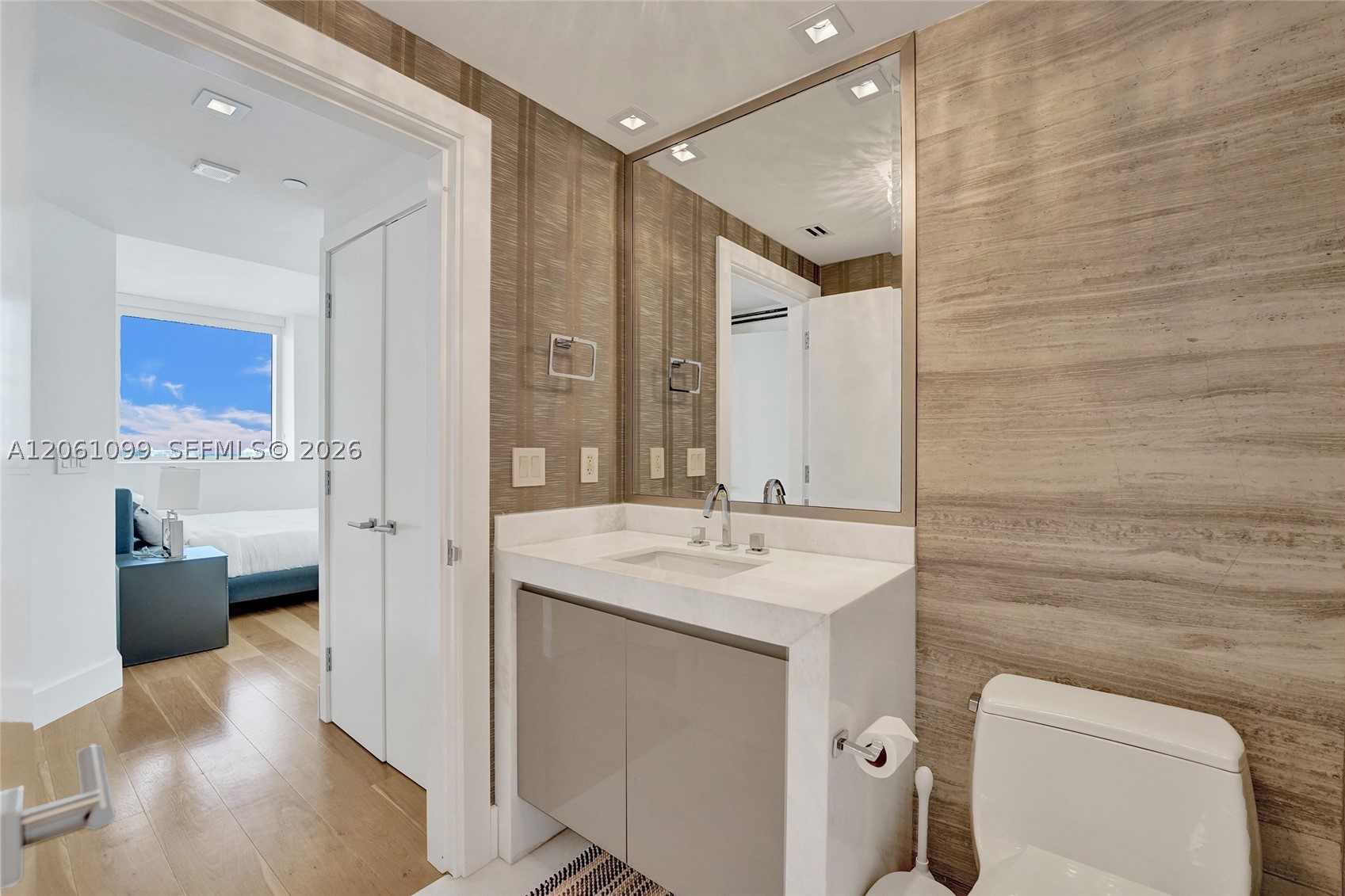 17875 Collins Ave #3201, Sunny Isles Beach FL 33160