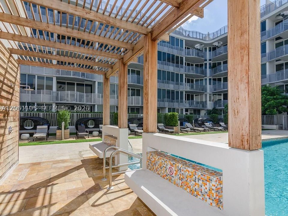2155 Washington #401, Miami Beach FL 33139