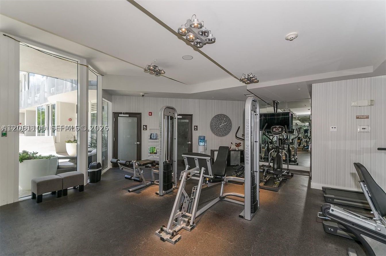 2155 Washington #401, Miami Beach FL 33139