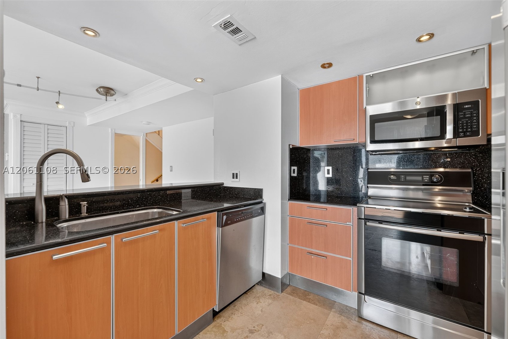 6800 SW 45th Ln #124, Miami FL 33155