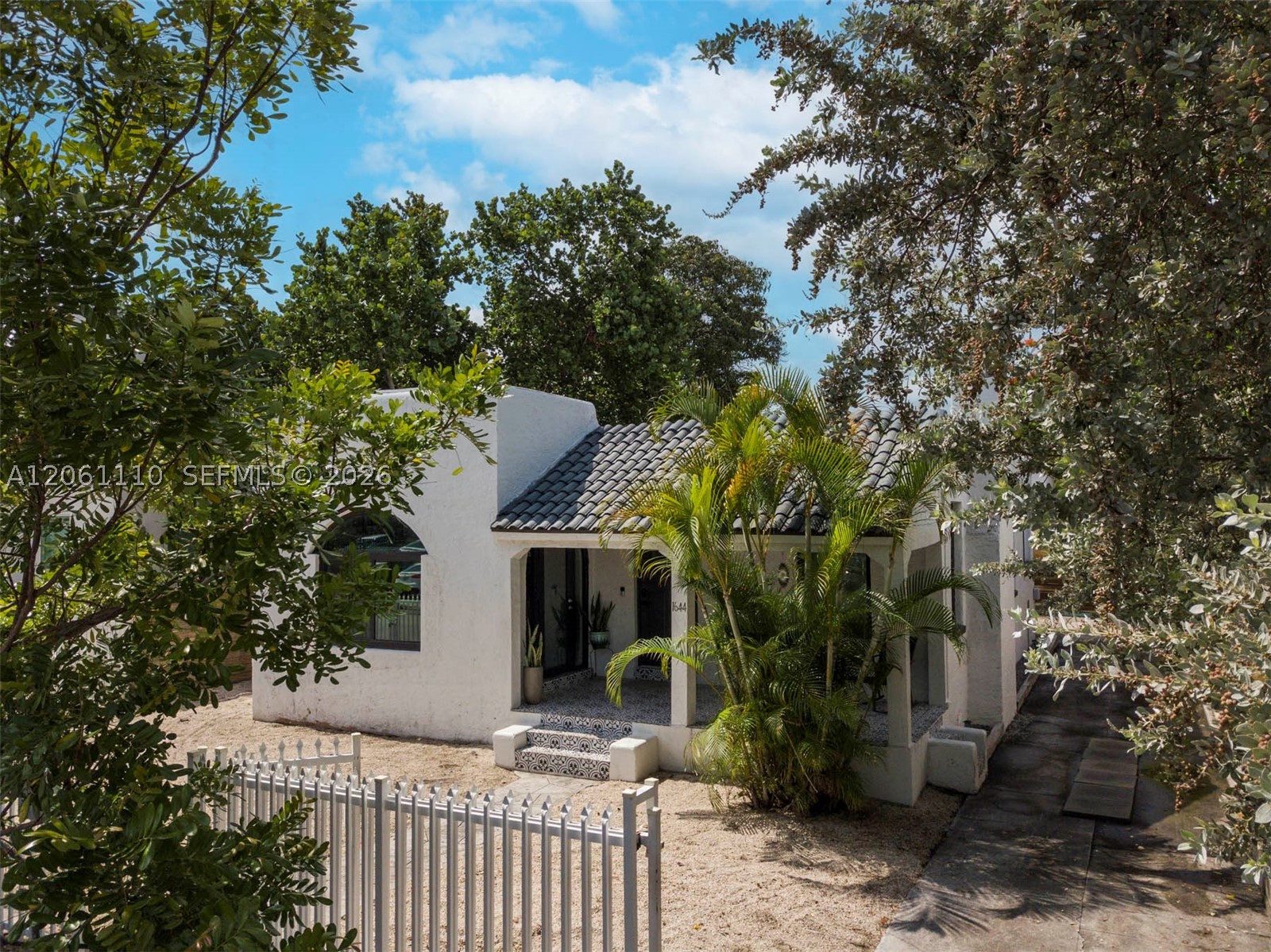 1644 SW 9th St, Miami FL 33135