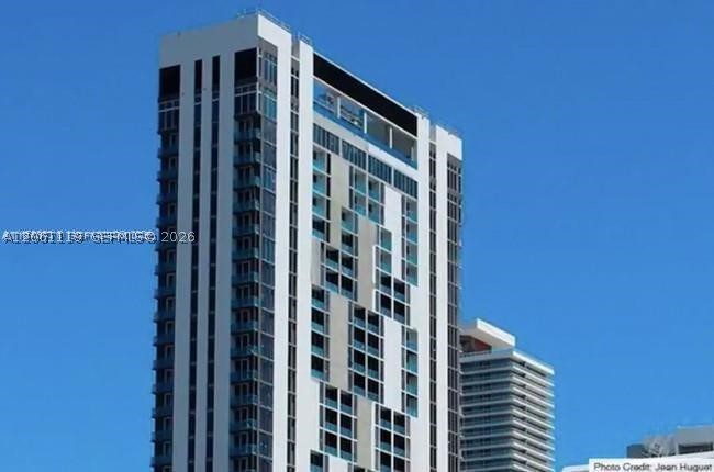 151 SE 1st St #3111, Miami FL 33131
