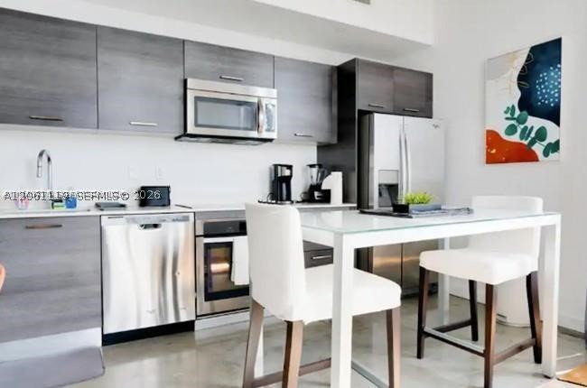 151 SE 1st St #3111, Miami FL 33131