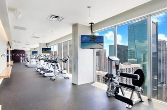 151 SE 1st St #3111, Miami FL 33131