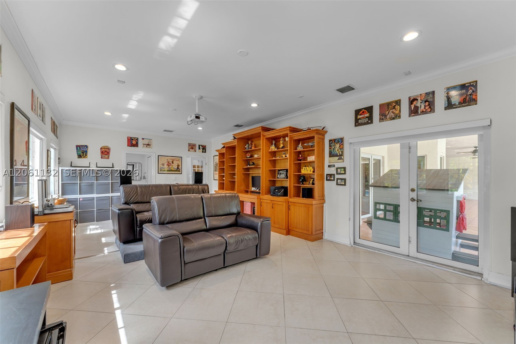 9735 SW 64th St, Miami FL 33173