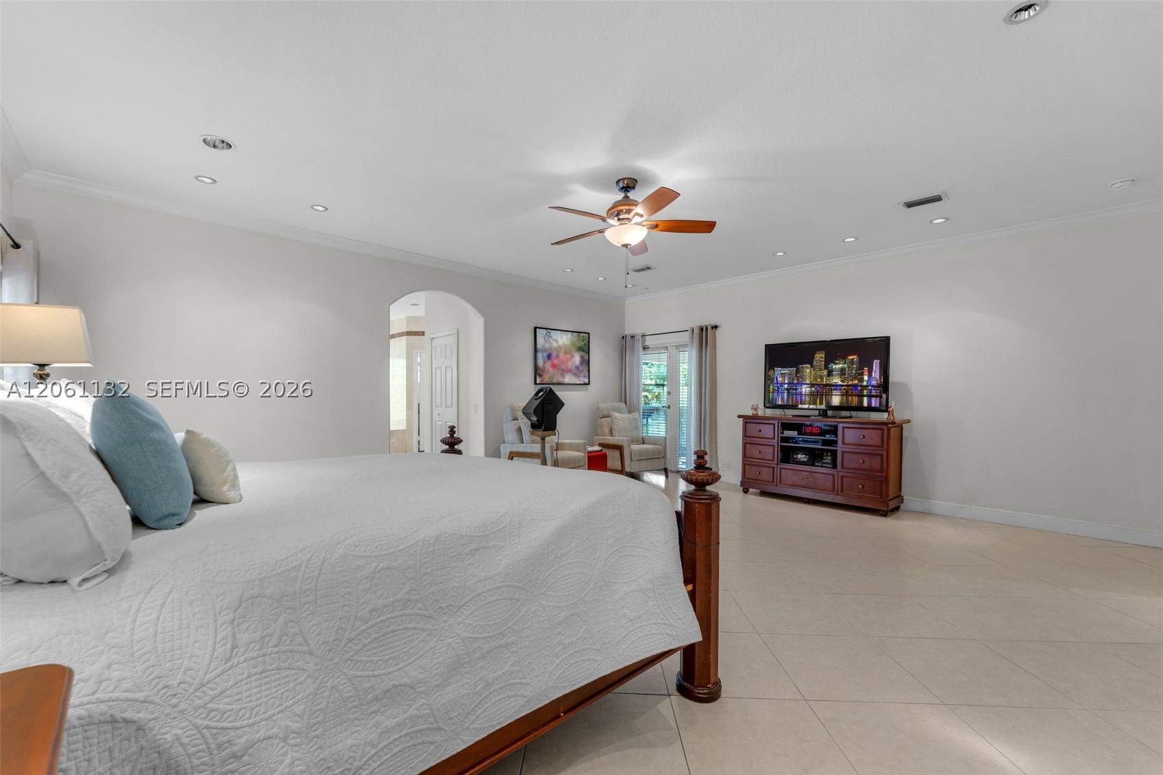 9735 SW 64th St, Miami FL 33173