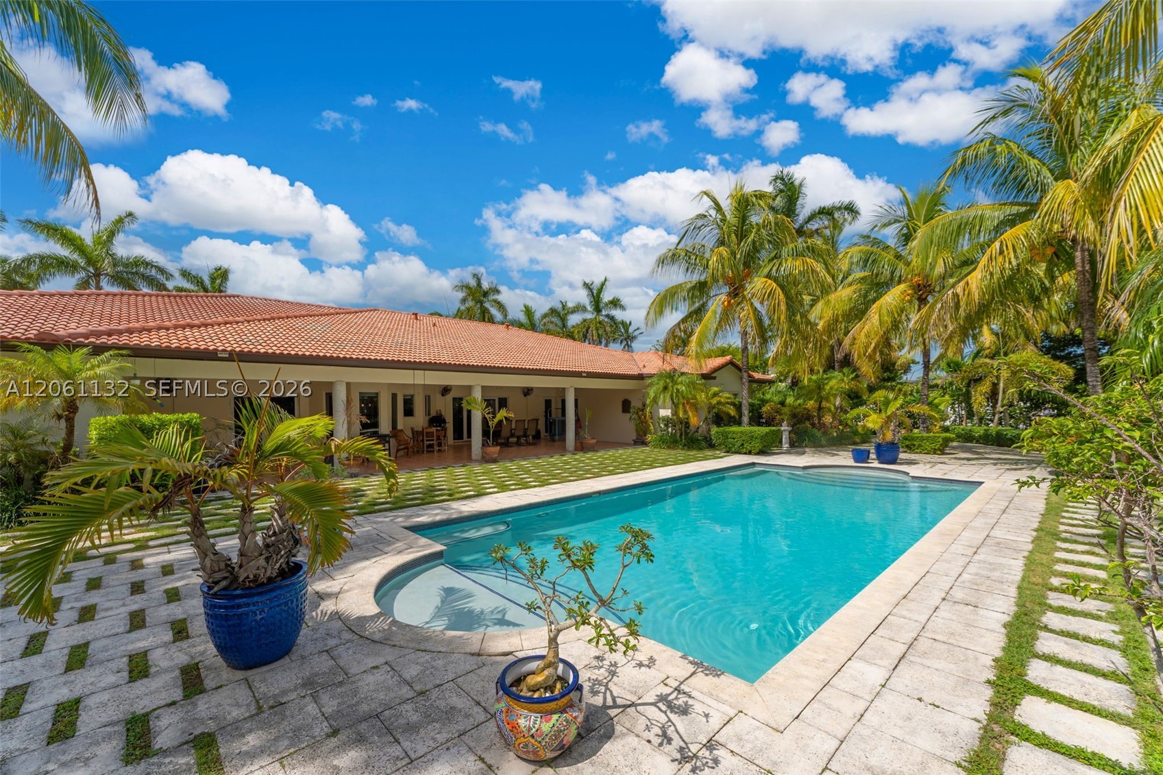 9735 SW 64th St, Miami FL 33173