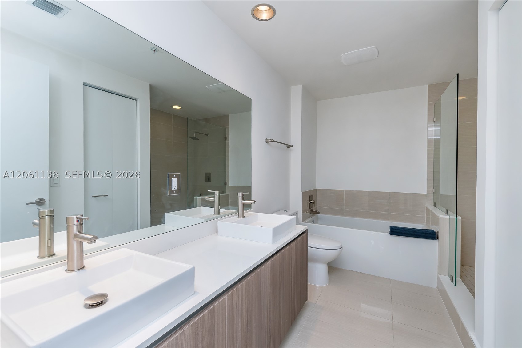 201 SW 17th Rd #509, Miami FL 33129
