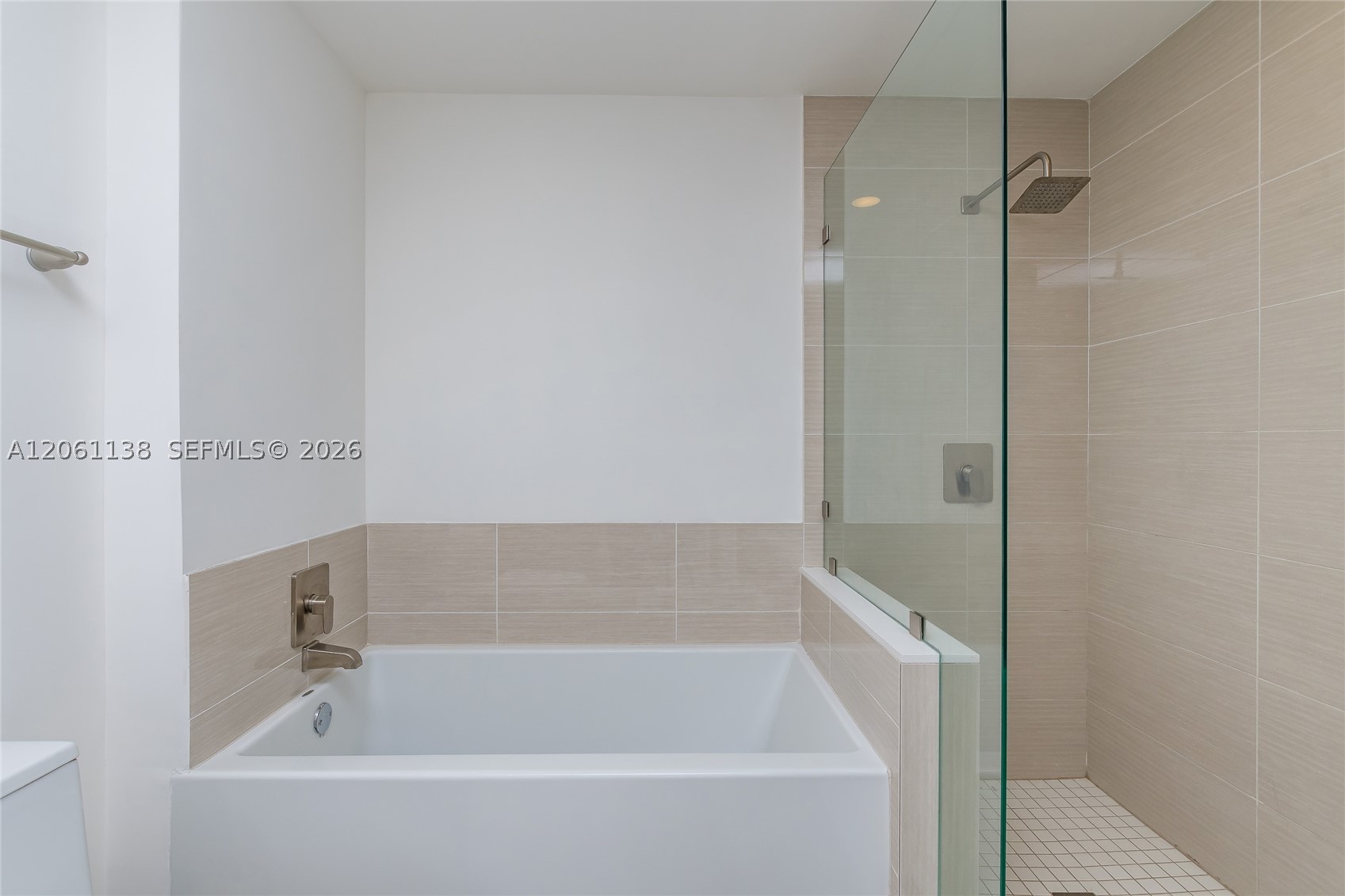 201 SW 17th Rd #509, Miami FL 33129