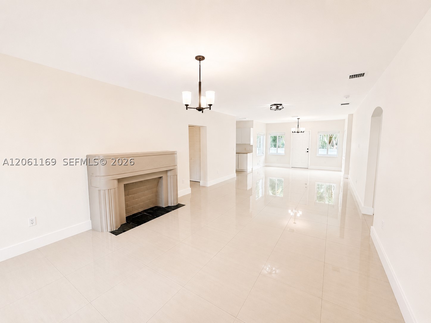 61 NW 47 ST, Miami FL 33127
